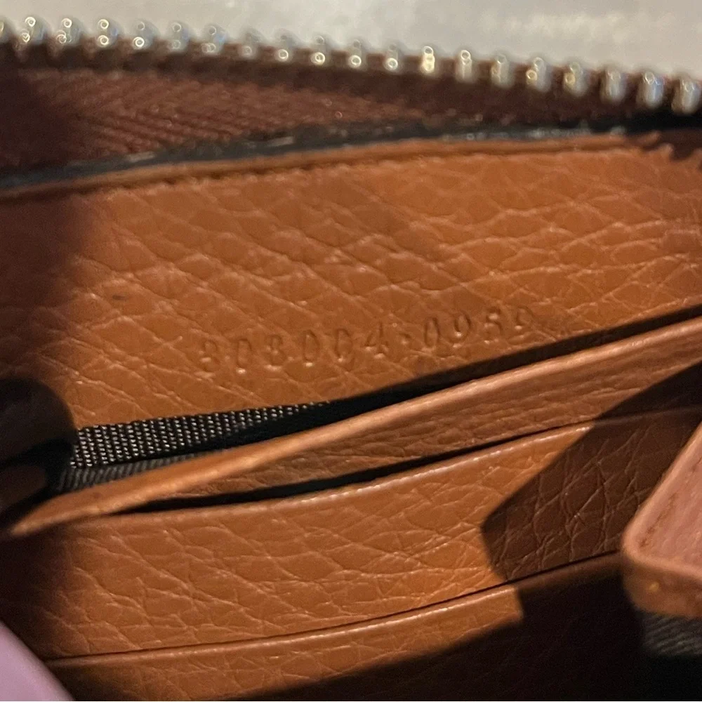 Gucci Tan Leather Wallet with Tassel - Picture 5 of 12